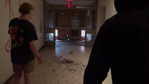 We Found An Abandoned School!