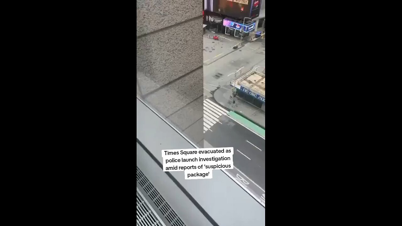 Times Square evacuated after reports of suspicious package #TimesSquare #suspiciouspackage #japd
