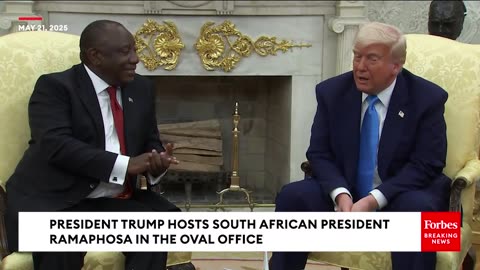 Trump Confronts South African President With Articles About White Farmers During Oval Office Meeting