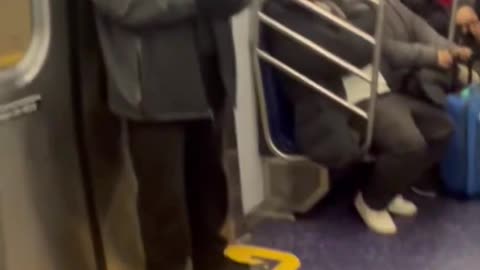 Right Angle News Network - BREAKING - A black man on the NYC subway is going viral after losing ...