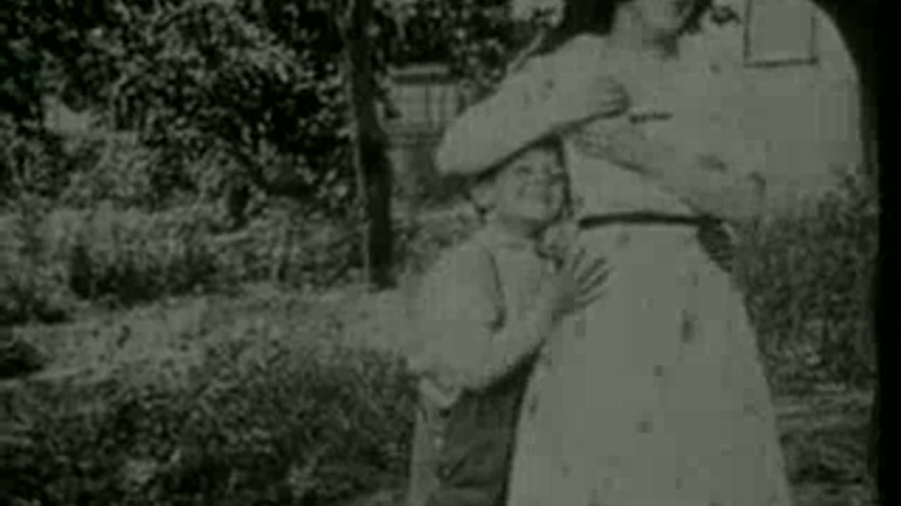 Charlie Chaplin – The Fatal Mallet (1914) | Silent Comedy Short | Public Domain