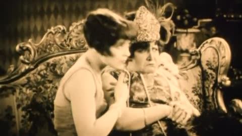 Parisian Love (1925)