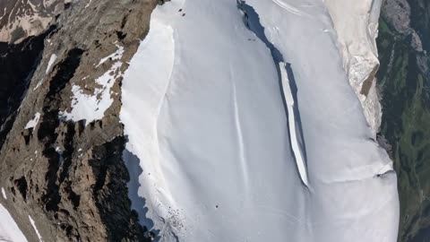 Longest wingsuit flight ever