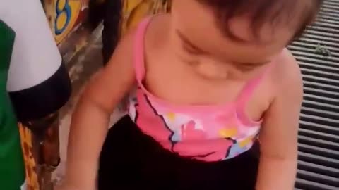 Little baby 🍼 Ava ❤️ wants ice 🍦 cream