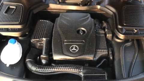 Diecast Unboxing-2015 Mercedes-Benz GLC-Class 118 Diecast Model Car by Norev_part2
