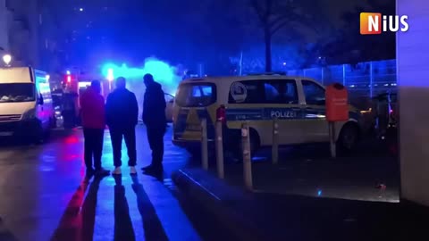 Muslims burn cars for Xmas, German, Berlin