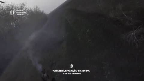 Incredible Footage of Ukrainian Air Assault Group Landing Behind Russian Lines