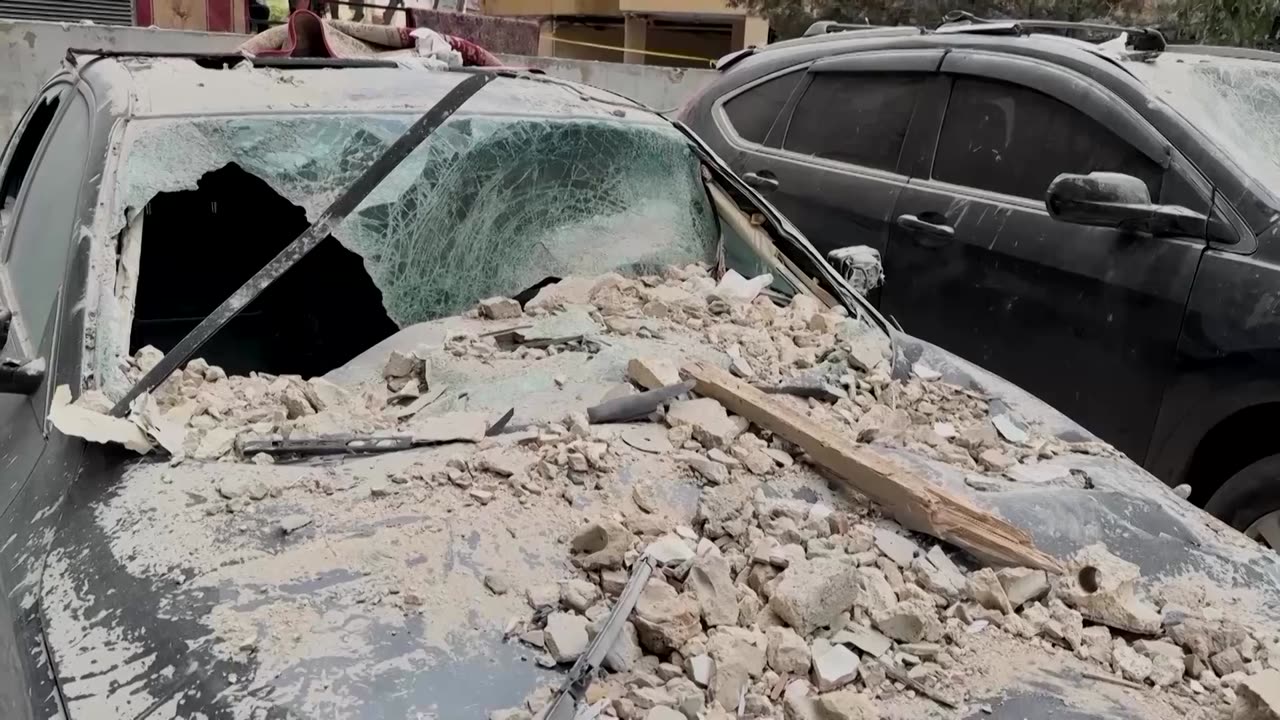 Israel kills Hezbollah official in deadly Beirut airstrike