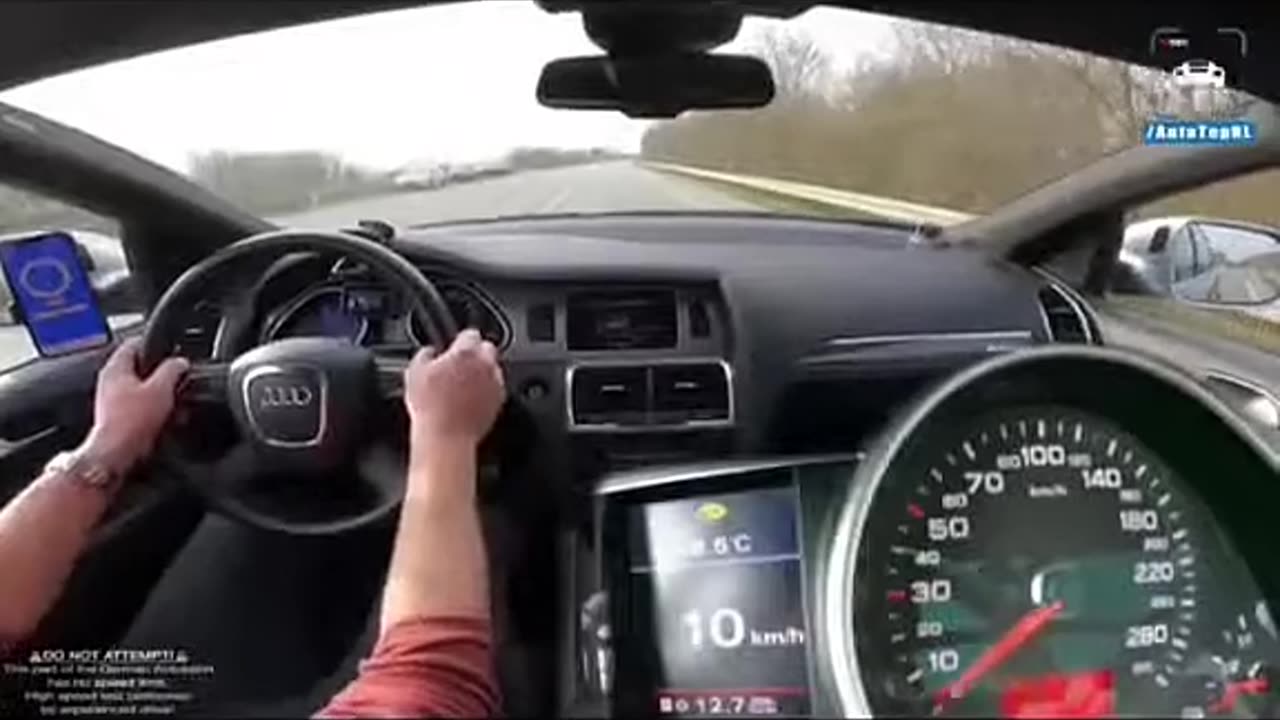 "Monster SUV: Audi Q7 V12 TDI Acceleration Test"