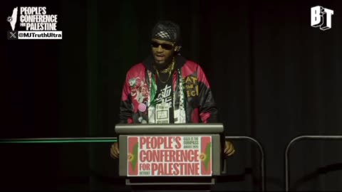 Christopher Smalls, American labor organizer - I’m more Palestinian than I am American.” 🤦🏻‍♂️