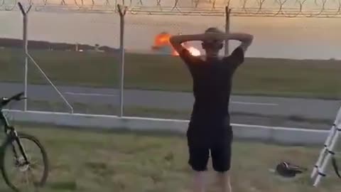 A Polish F-16 has crashed. RIP to the pilot 🙏 🇵🇱