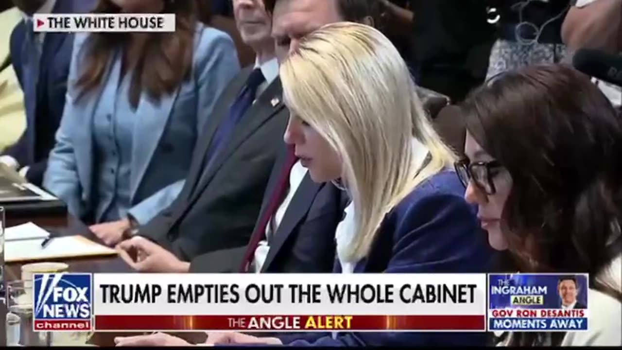BIBENS PHONY CABINET MEETINGS WERE A BIG ACT