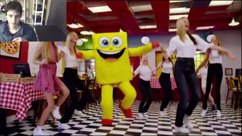 SpongeBob SquarePants Dancing With Women At A Pizza Restaurant Fake Funny Parody Video With Live Commentary