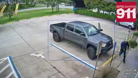 TERRIFYING VIDEO: Woman fights off would-be kidnapper in Florida