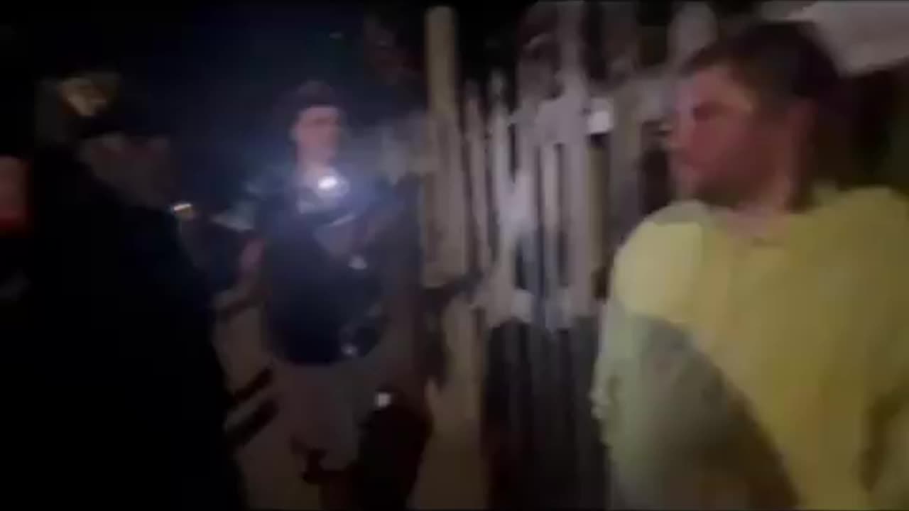 Predator Forced to Crawl After Sting — Tried to Meet 13-Year-Old Boy 🚨