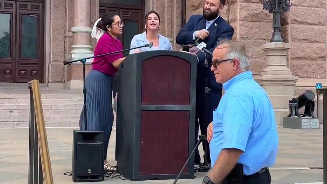 JUST IN: Valentina Gomez just crashed a Muslim rally at the Texas State Capitol