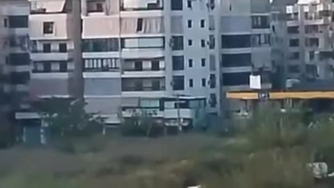 Israeli strikes hit Beirut