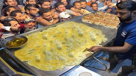 Street Food Burger Making - Fast Street Food Workers - Street Food India - Indian Street foods ?