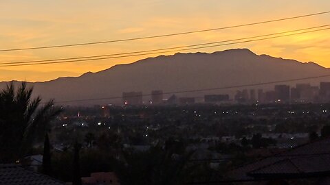 Did you SEE 🔥 tonight's Las Vegas sunset? Check THIS out! 01.15.2026 #follow #lasvegas #gaming