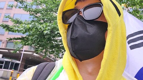 Marching towards the South Korea National Assembly with Taegukgis ( 05 / 10 ) #YOONAGAIN #RESETKOREA