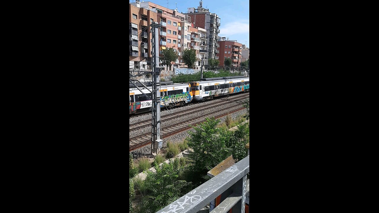 spain local train speed