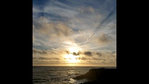 Hot August Not 2025. Cool, clean, ocean air at a Pacific Sunset in Fort Bragg near Hidden Pines🌲.