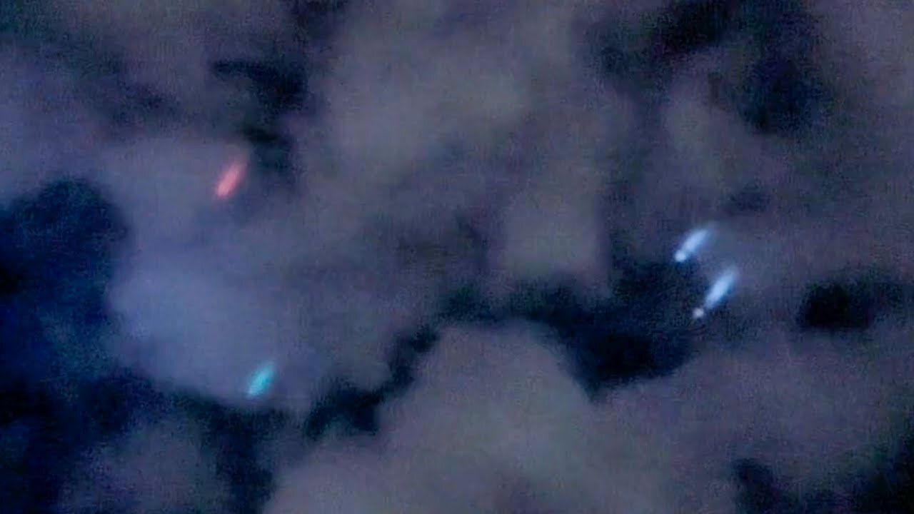 Helicopter Investigates UFOs Over Venice, Italy On March 26, 2025, UFO UAP Sighting News.