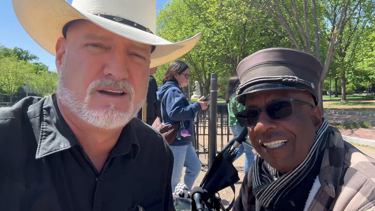 The Truth Conductor is still in Lafayette Park in front of the White House.
