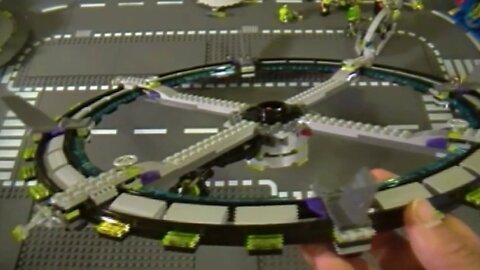 Lego 7065 ‧ Alien Mothership - Alien Conquest Brickformula Review