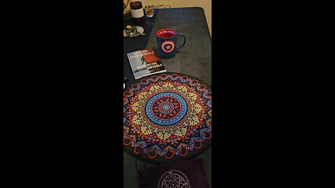 Collective message: Transition, discomfort & breaking free from greed 🌊✨