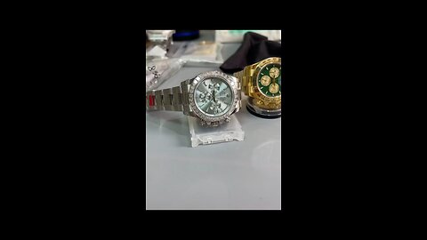 Rolex Daytona Chronograph Ice Blue Dial Baguette Bezel 126576TBR