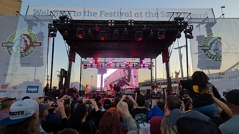 Alien Ant Farm - Smooth Criminal (Live at Carrollton Festival at the Switchyard)