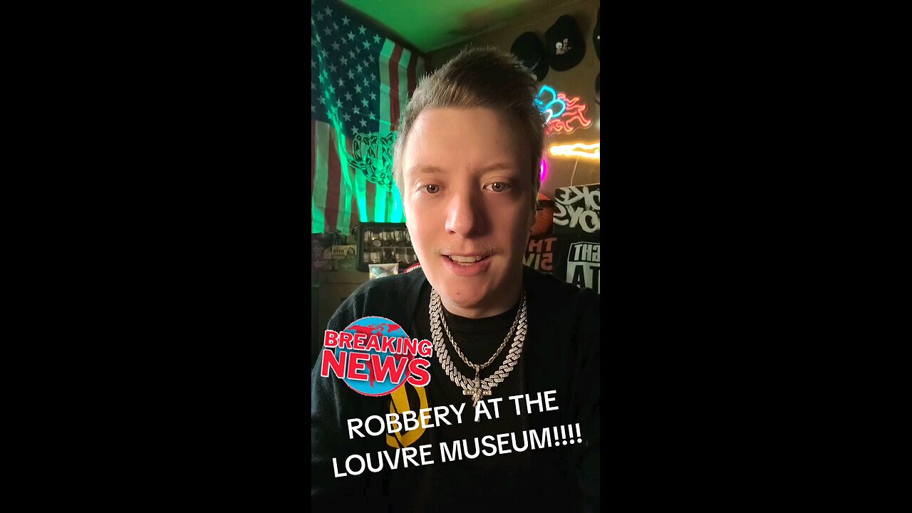ROBBERY AT THE LOUVRE MUSEUM!!!!
