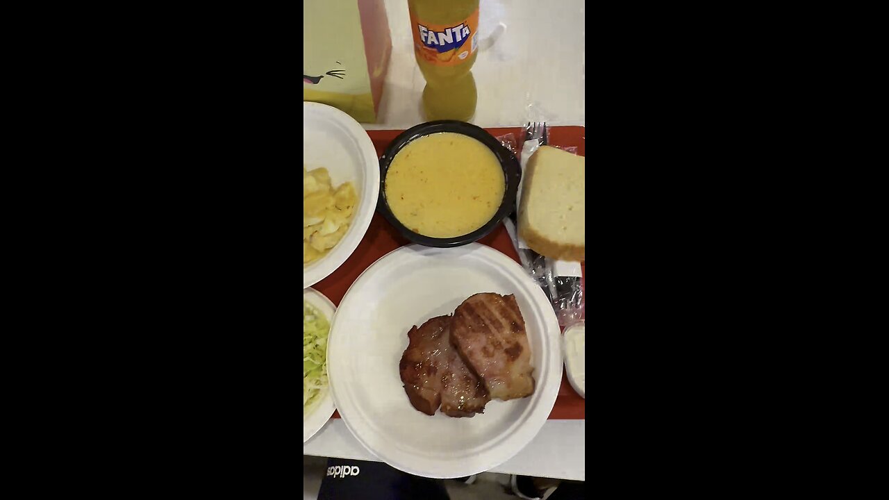 Food Court Dinner