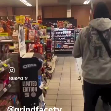 BRING BACK THE ROOFTOP KOREANS: A Group of Thugs Break Into and Loot a 7/11