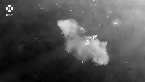 🔥Fire salute from border guards In the Volchansky direction, border guards-operators of FPV drones