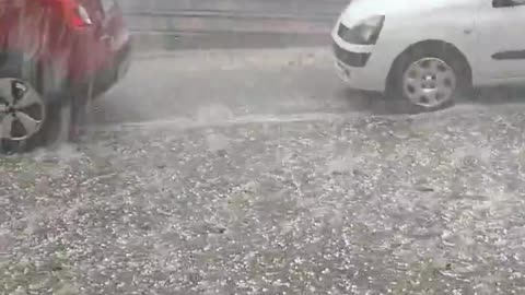 Massive Hailstorm In Guadalajara, Spain (06/11/25)