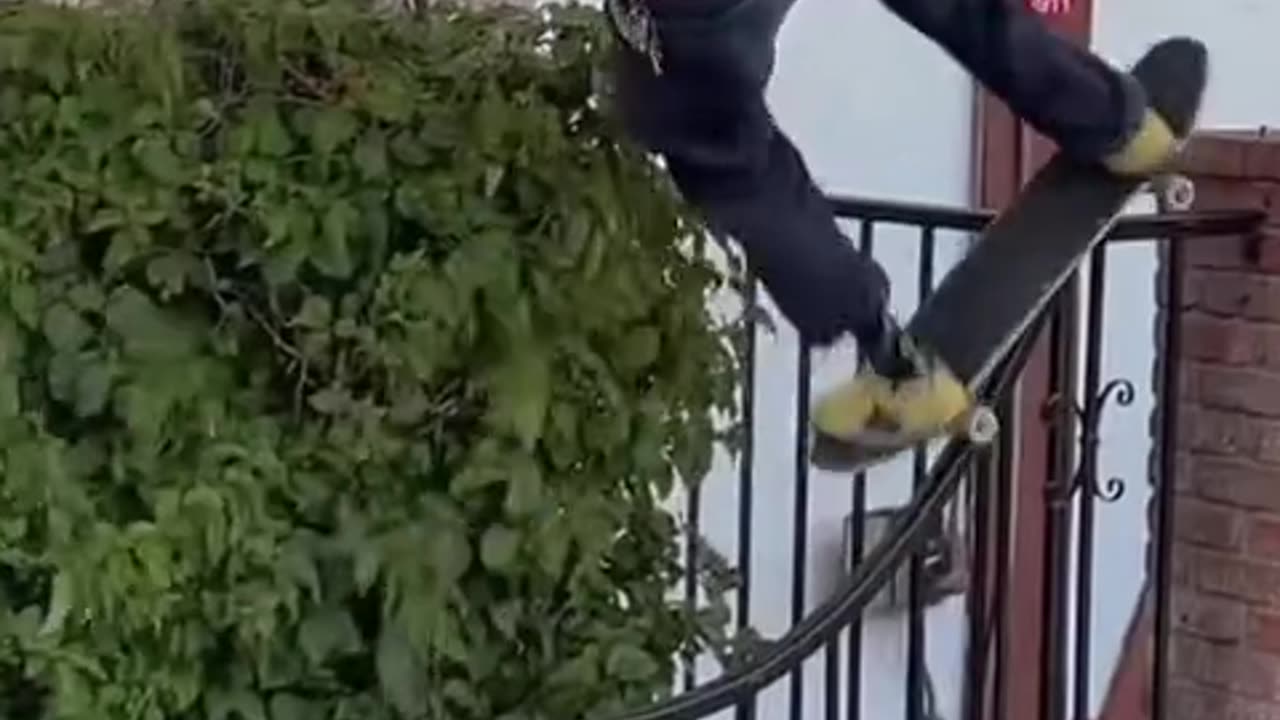 🔥😍 50-50 to Rock to Fakie Combo! Perfect Grind Sequence | SkateNation