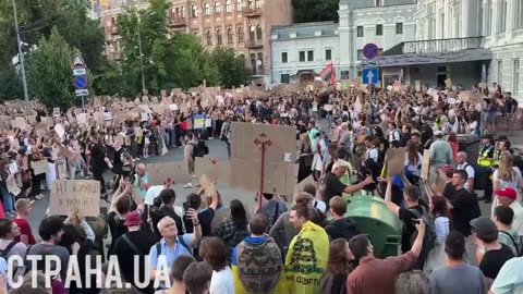 🗣️🇺🇦 Ukraine Russia War | Over 1,000 Rally in Kyiv Against Anti-Corruption Law Restrictions | RCF