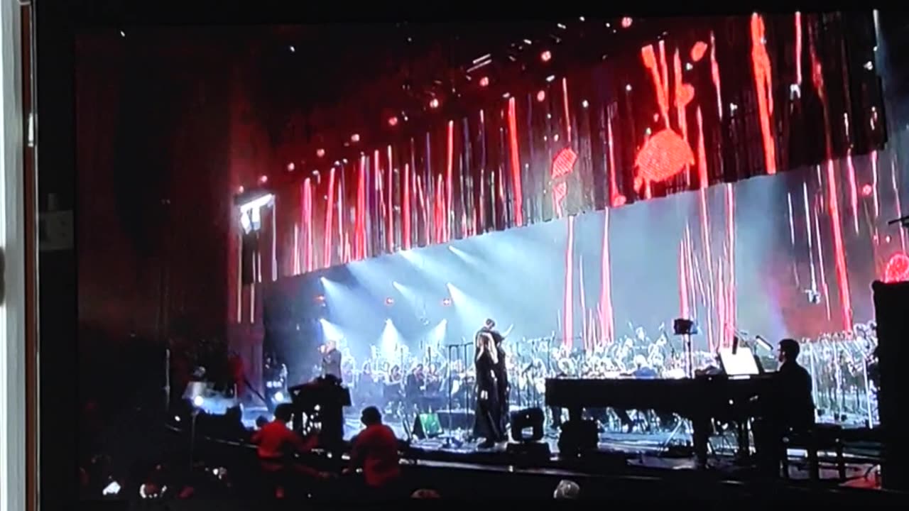 Peter Gabriel live in London
