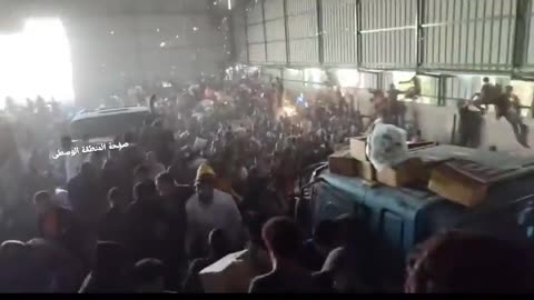Gazans are storming Hamas' warehouses one by one in Gaza. Hamas is losing EVERYTHING.