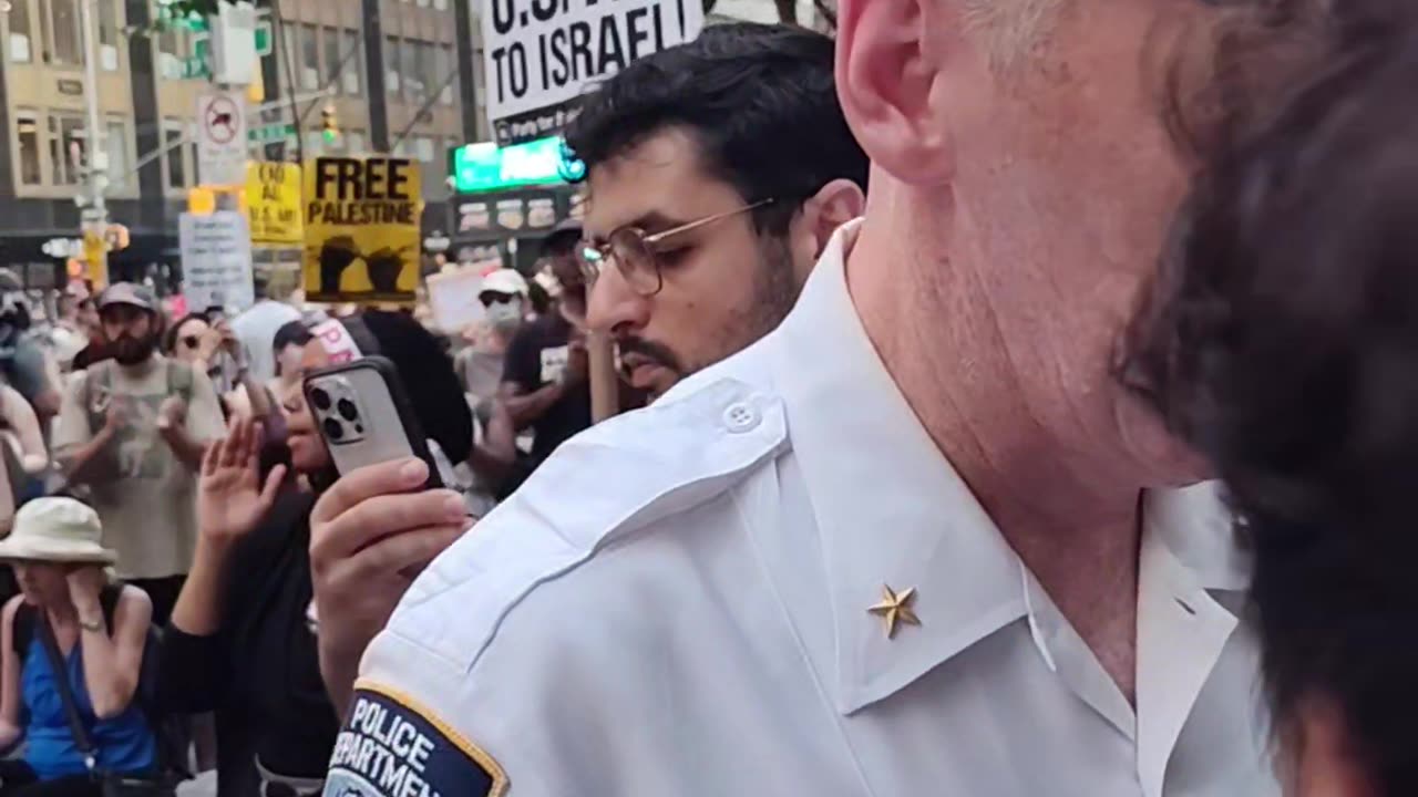 NYPD officers do this while zionists are committing GENOCIDE against Palestinians.
