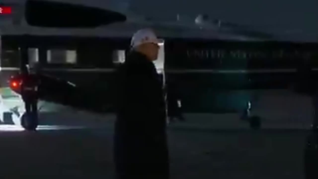 ❗️Trump TOUCHES DOWN at Joint Base Andrews after Iowa STUMPING