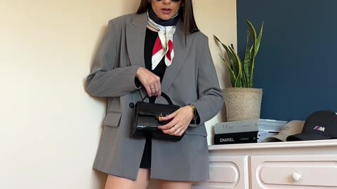 1 Joop-Blazer - 6 Outfits, die jede Frau braucht