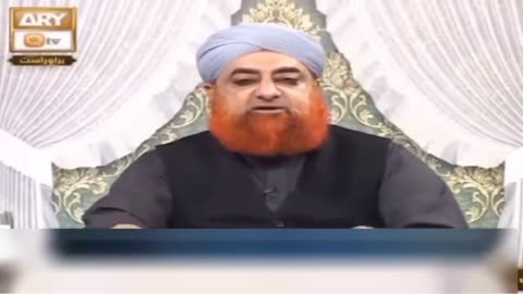 کیا ایک ہی وقت میں دو نمازیں ایک ساتھ پڑھ سکتے ہیں ؟
