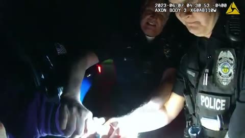 Entitled Woman Tried to Order the Police Around Then Got Arrested