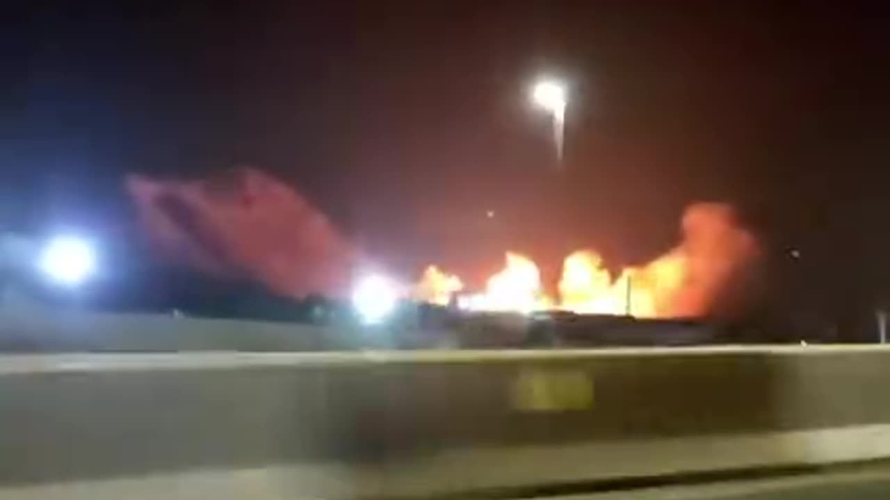Reports of a new Israeli attack on a military base in Kermanshah, western Iran.