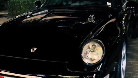 🏎️💨 Dubai's Supercar Scene is PURE Luxury! | LuxurySportsCars