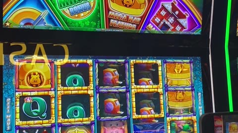 YUGE MIN-BET HAT WIN!