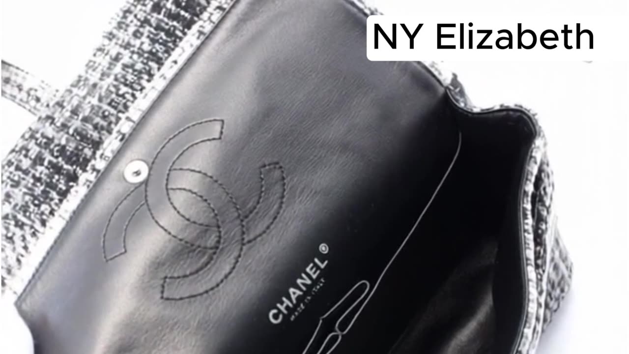 CHANEL MATELASSÉ CHAIN SHOULDER BAG